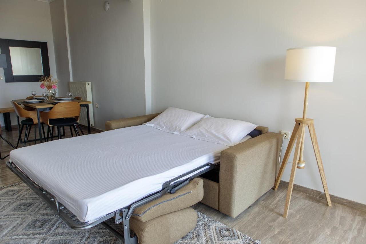 Almyros Aktis Seaview Apartment Kalamata Bagian luar foto